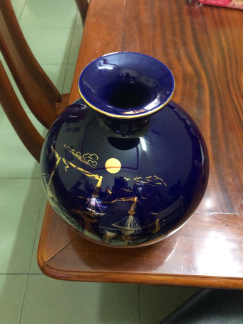 nhà bán giao không đúng mẫu thất vọng vì mua mầu trắng giao hàng màu xanh