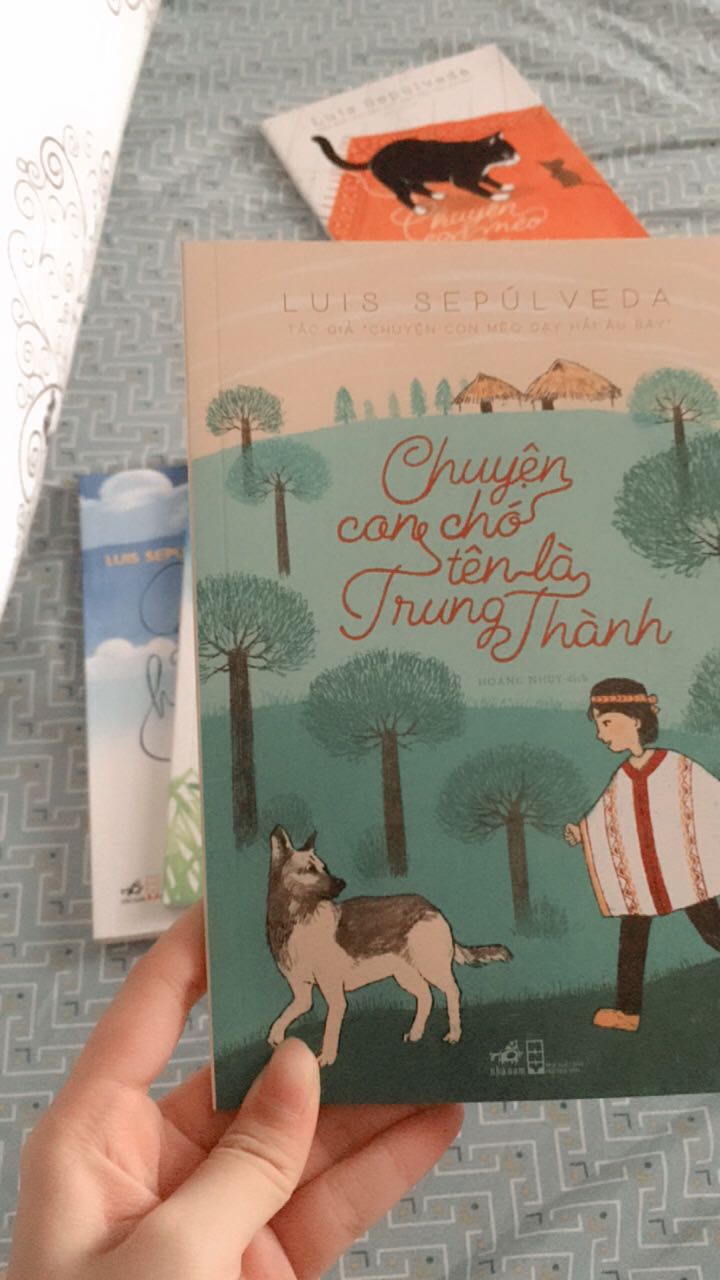 Sách được bọc rất kĩ, chất lương tuyệt lắm, mình thích ạ.