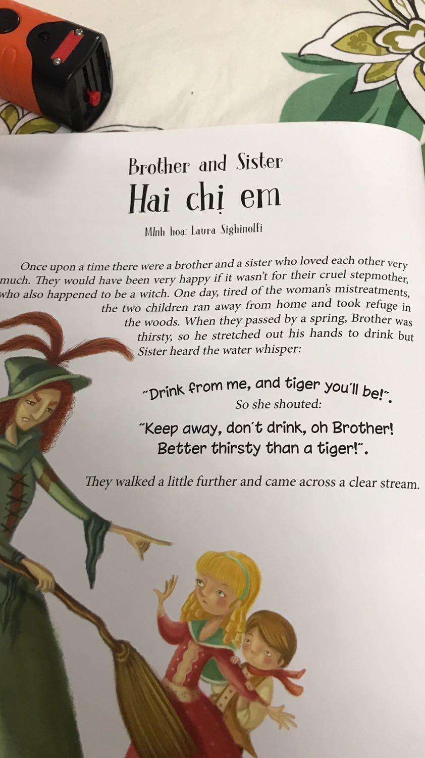 Truyện chữ to ,rõ , có nhiều truyện chứ không phải mỗi con sói và 7 chú dê con, cũng thú vị