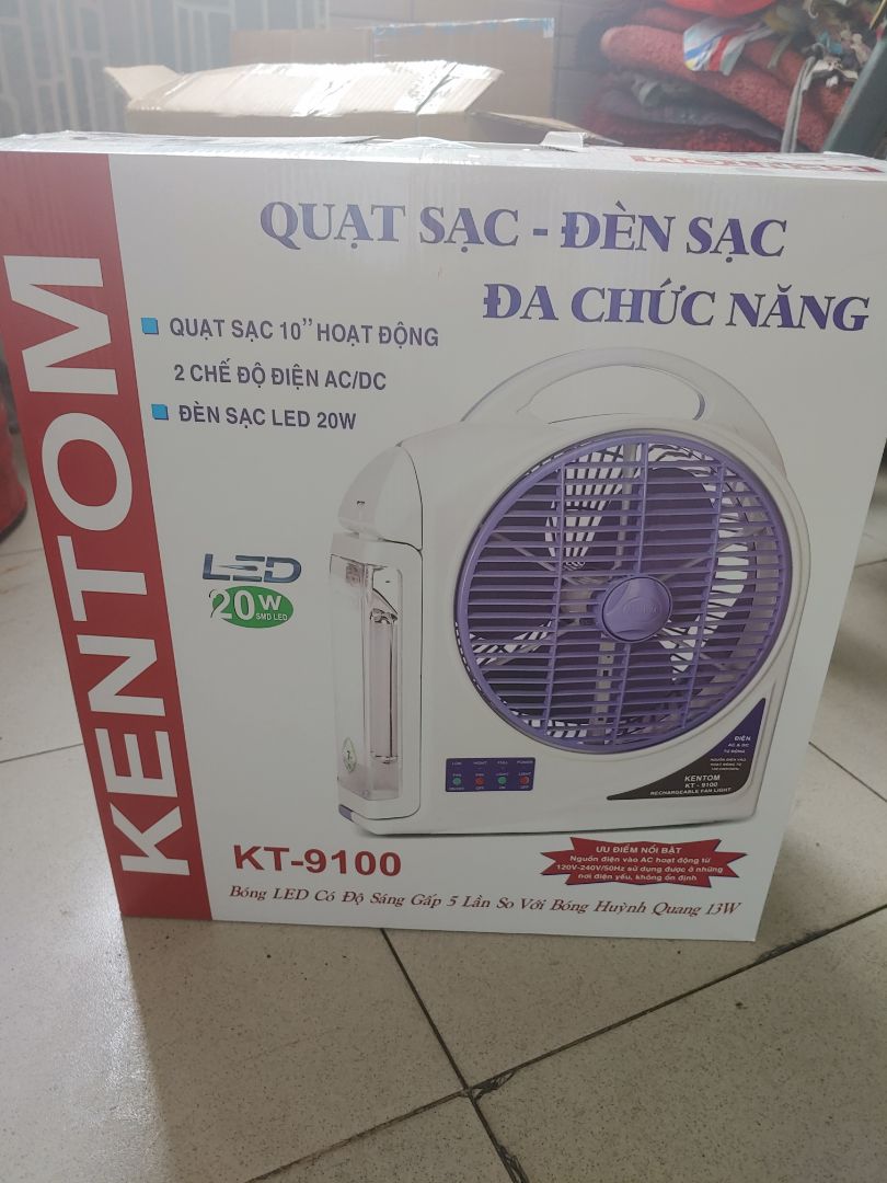 quảng cáo là quạt có 2 bình điện . khi giao hàng lại là quạt chỉ có 1 bình điện . giao hàng ko như quảng cáo . đề nghị tiki hoàn trả đơn hàng trả mình  .