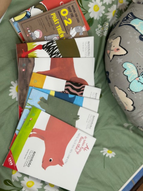 Sách mới đẹp, to rõ , con mình xem rất thích Sách mới đẹp, to rõ , con mình xem rất thích