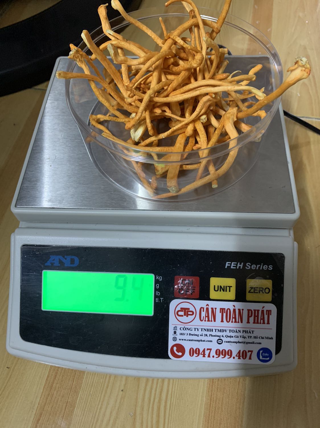 Shop giao thiếu khối lượng và nt ko trả lời. Mọi người mua về cẩn thận cân lại xem đủ khối lượng ko ạ. Mong tiki xem lại dùm mình.