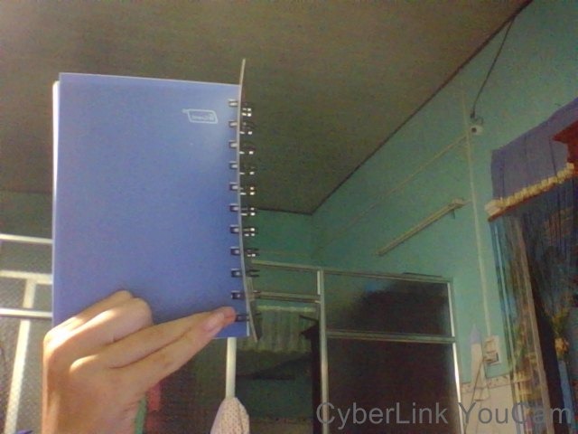 Quyển sổ nhỏ hơn mình tưởng, nhưng đẹp, giấy tốt, nói chung rất thích