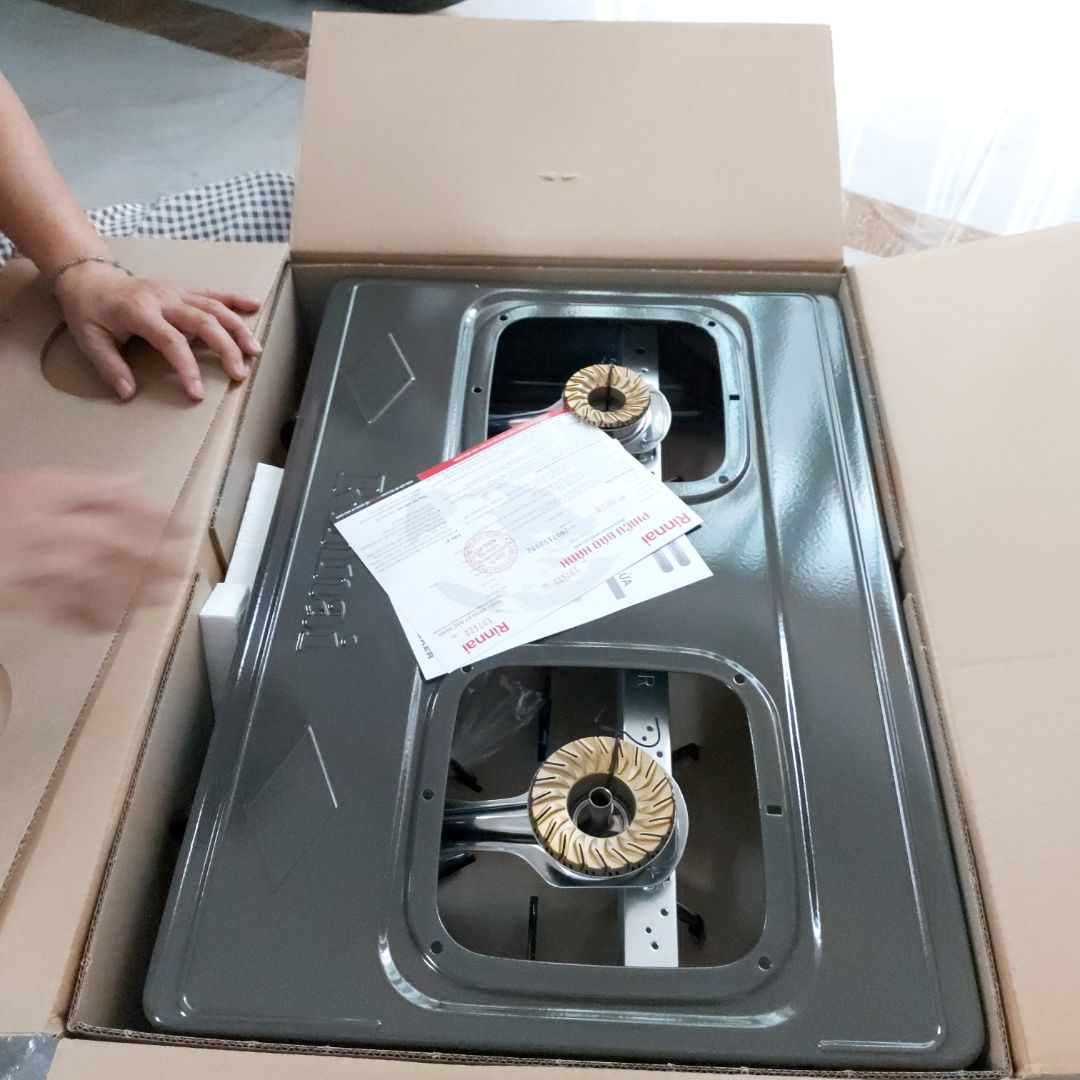 giao đúng sản phẩm. bếp nhìn khá đẹp. chất lượng chưa biết ntn, để thời gian sử dụng mới biết được.