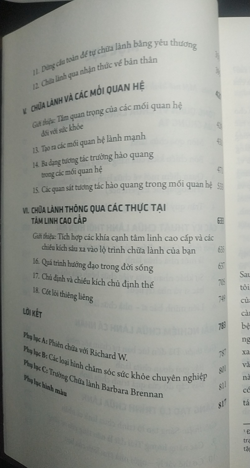 Là một người chữa lành tôi mong chờ bản tiếng việt đã lâu, nhận sách sáng nay rất vui. Sách được giao sớm, in hình ảnh đẹp.