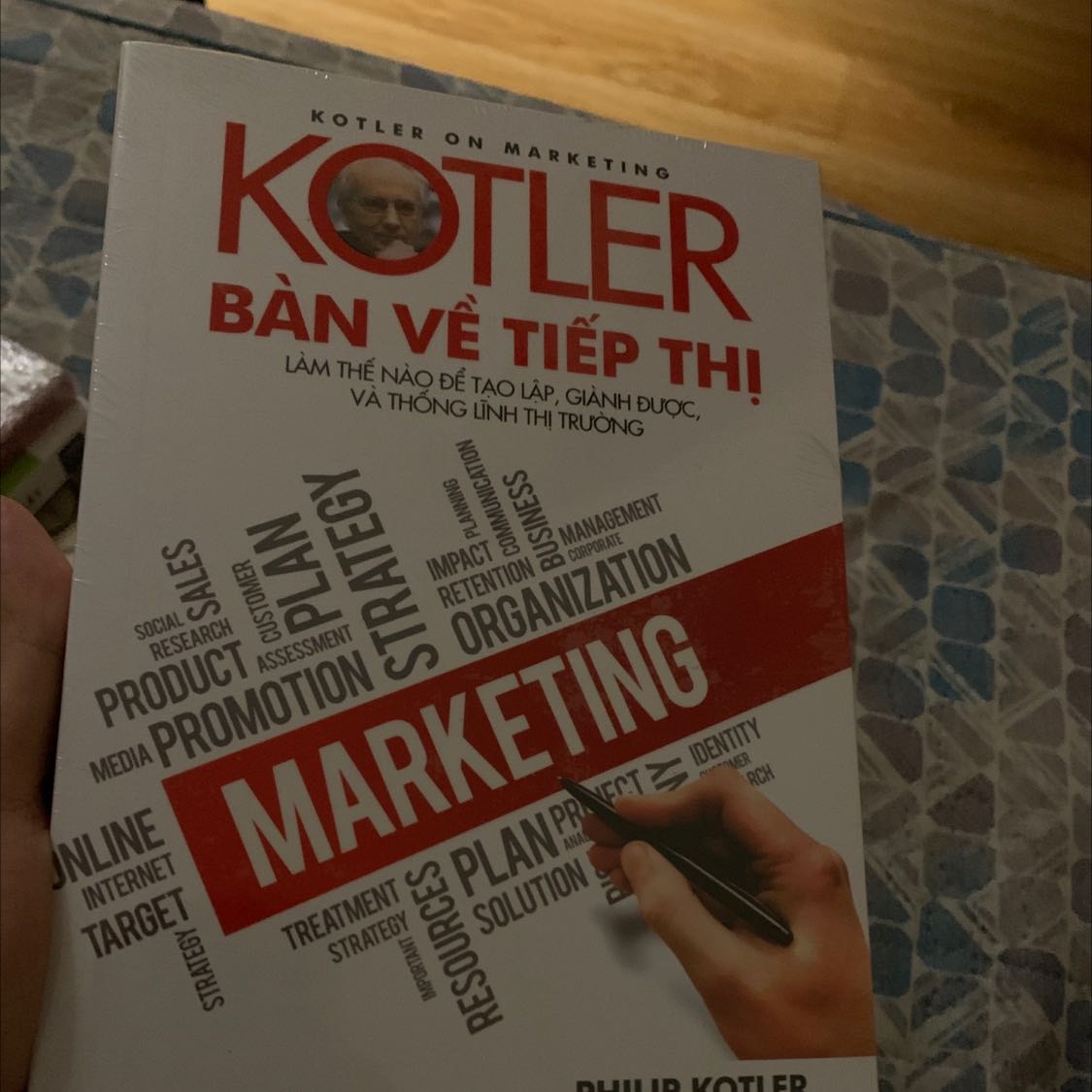 Giao hàng cực nhanh, đóng gói cẩn thận, kĩ càng. Nói chung là rất mê !!