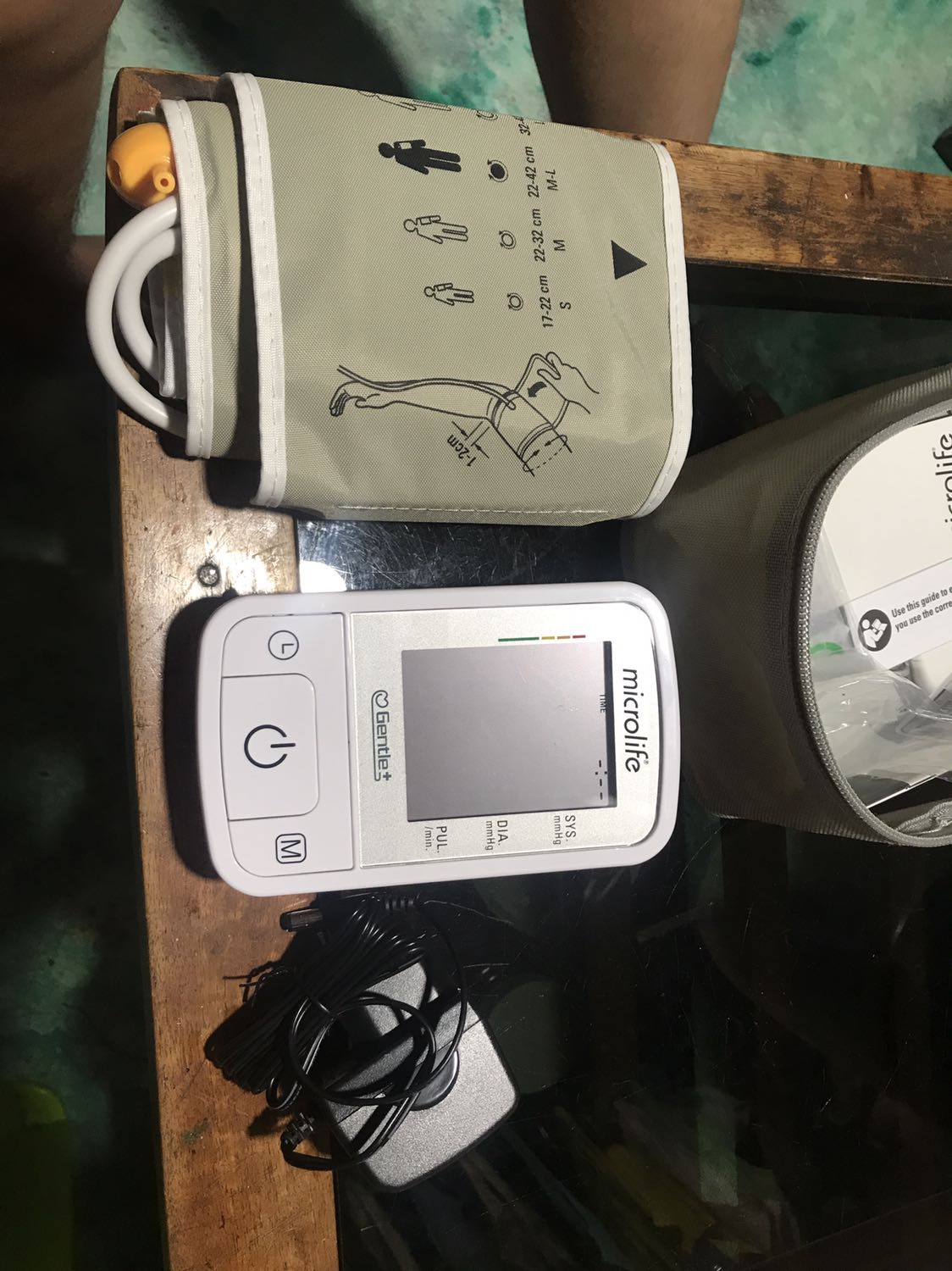 Sản phẩm tốt đẹp, nhưng câc bạn nhớ để ý vì không có cục biến, phải đặt thêm nếu có nhu cầu