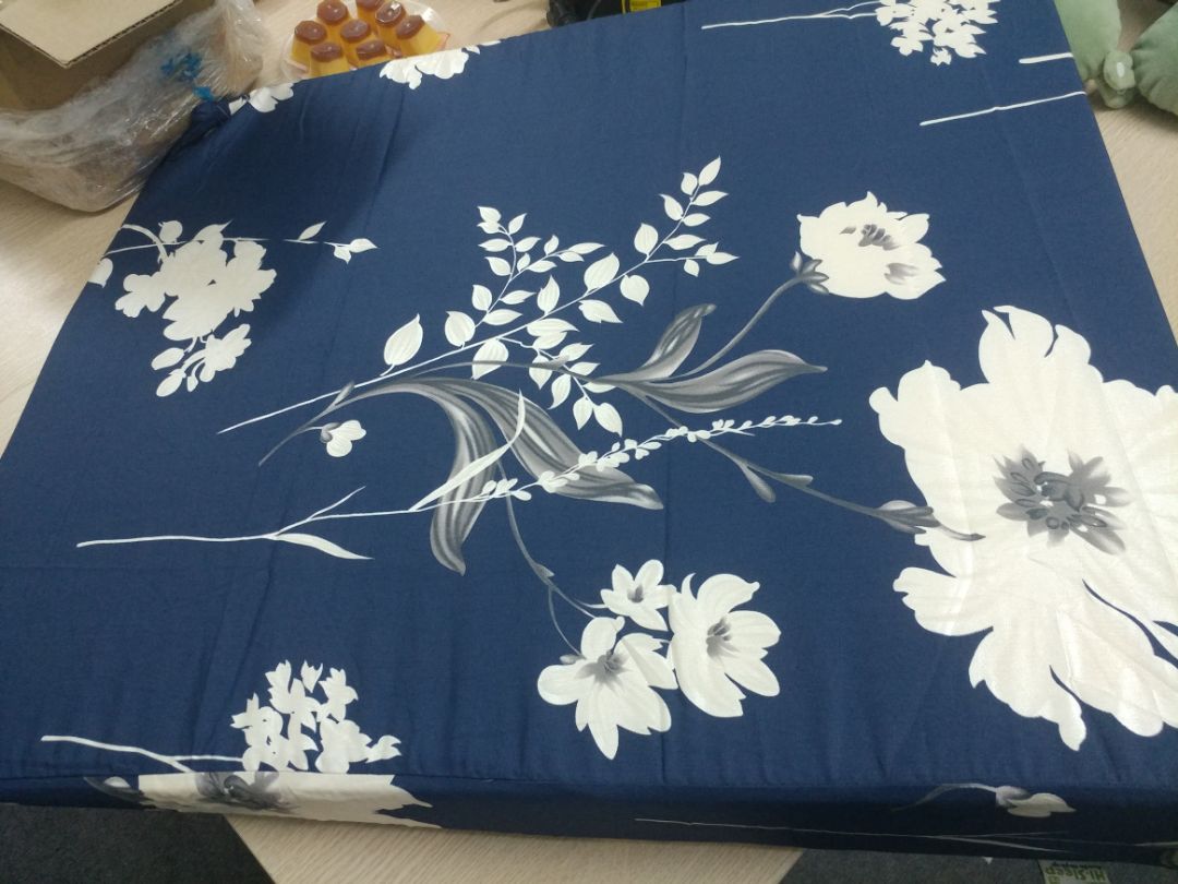 Nhận hàng từ mấy hôm trước là tôi nằm ngay, công nhận có tác dụng thiệt chứ không chỉ là quảng cáo. Tôi vừa kích hoạt bảo hành thấy báo còn 360 ngày bảo hành nữa nên rất yên tâm. Cảm ơn Tiki rất nhiều, luôn luôn là chuẩn hàng