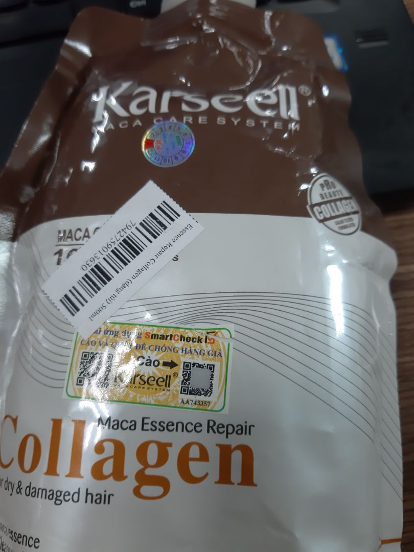 Đã nhận hàng nguyên seal. Có check mã code qua smartcheck.
 ủ thử 1 lần thấy mượt, thơm đến hôm sau, tóc mình xài hóa chất nhiều nên hư tổn, ủ xong thấy dễ chịu hơn trước rất nhiều.
Chưa ủ lần 2, lần 3 nên chưa biết về sau như nào, sẽ feedback sau.
Về giao hàng thì tiki giao đúng hẹn.
vote 5 sao.