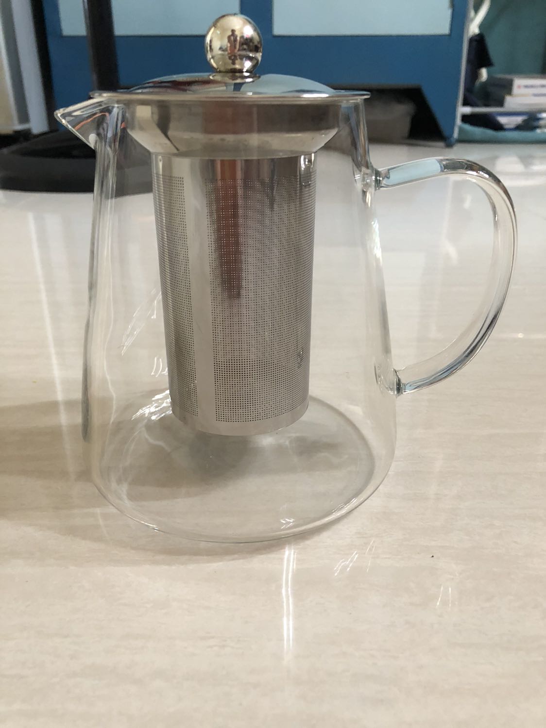 Sản phẩm đẹp như hình mô tả. Từ Hà Nội gửi vô shop đóng gói cẩn thận có chèn mút xốp. Rất hài lòng