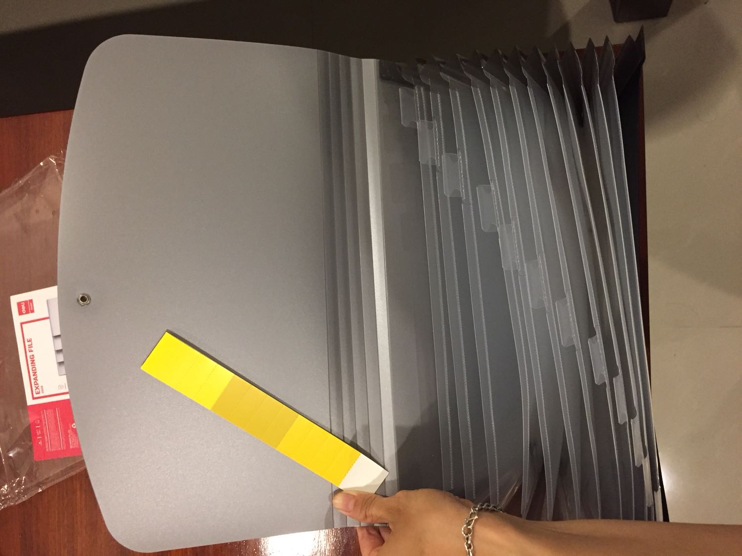 Cặp vừa ý với mình. 
Mình cảm ơn shop và cảm ơn tiki team.
 (Từ khâu tiếp nhận đơn hàng nhanh chóng, đóng gói sản phẩm cẩn thận đến sản phẩm được giao. Điều đó làm mình rất hài lòng)