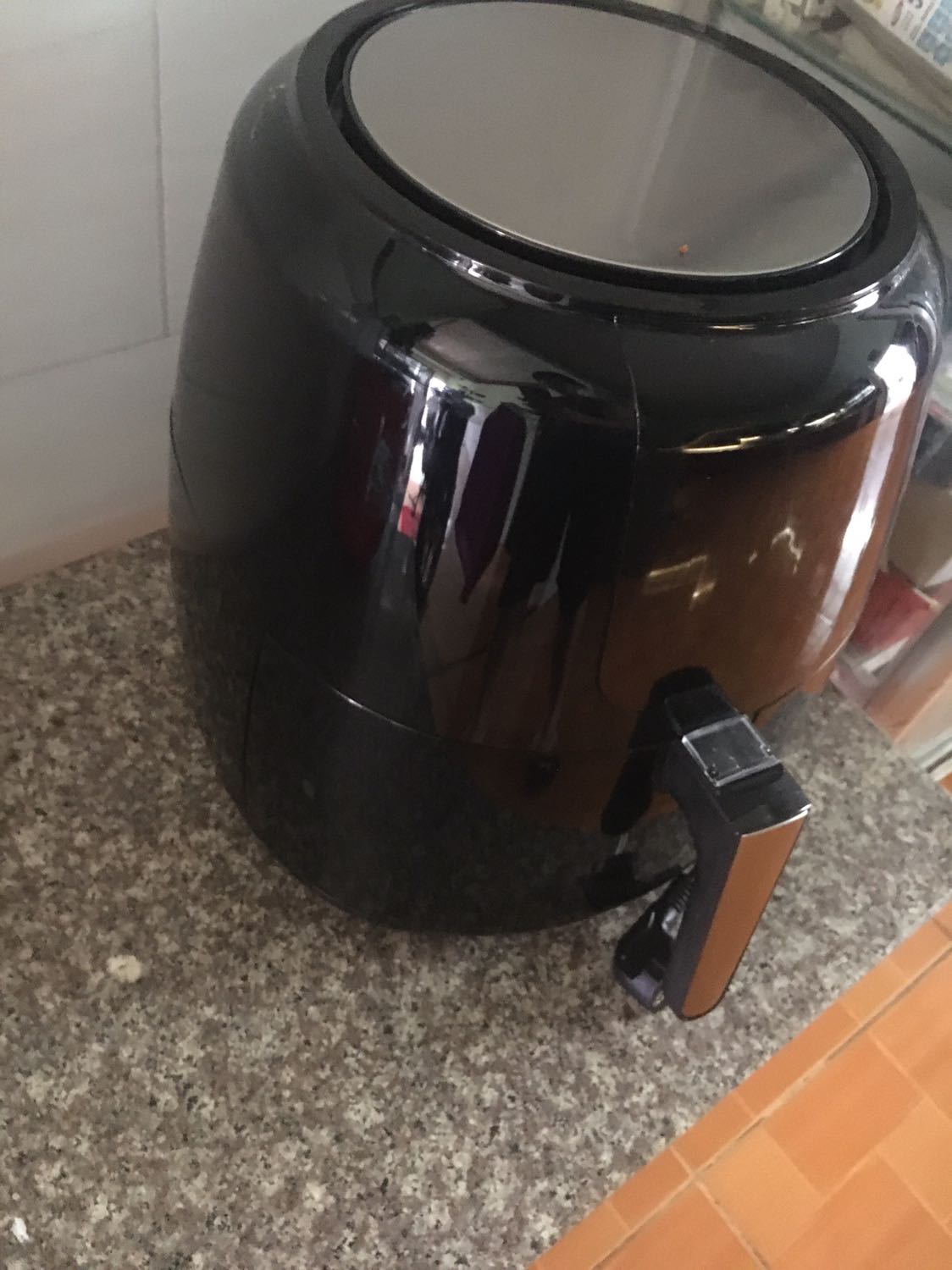 Sản phẩm rất tốt, nấu nướng rất tiện. 
Giao hàng nhanh, đóng gói cẩn thận.