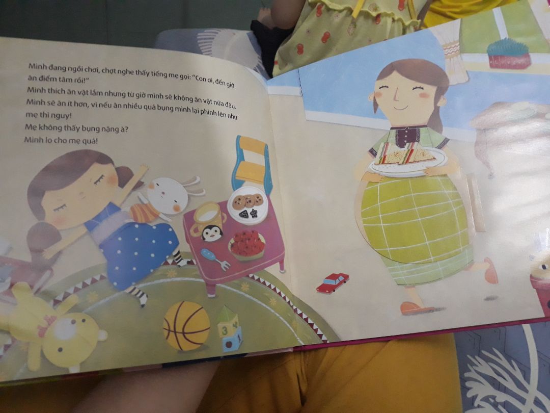 tranh vẽ dễ thương. nội dung thực tế . có thể ba mẹ dạy các con chưa quen cũng thấy hơi nhạy cảm nhưng phải phổ biến sớm để các con nhận thức dc. chắc chắn bé sẽ vô cùng thích màu sắc của bộ  sách này . tiki gói hàng ko gì để chê.