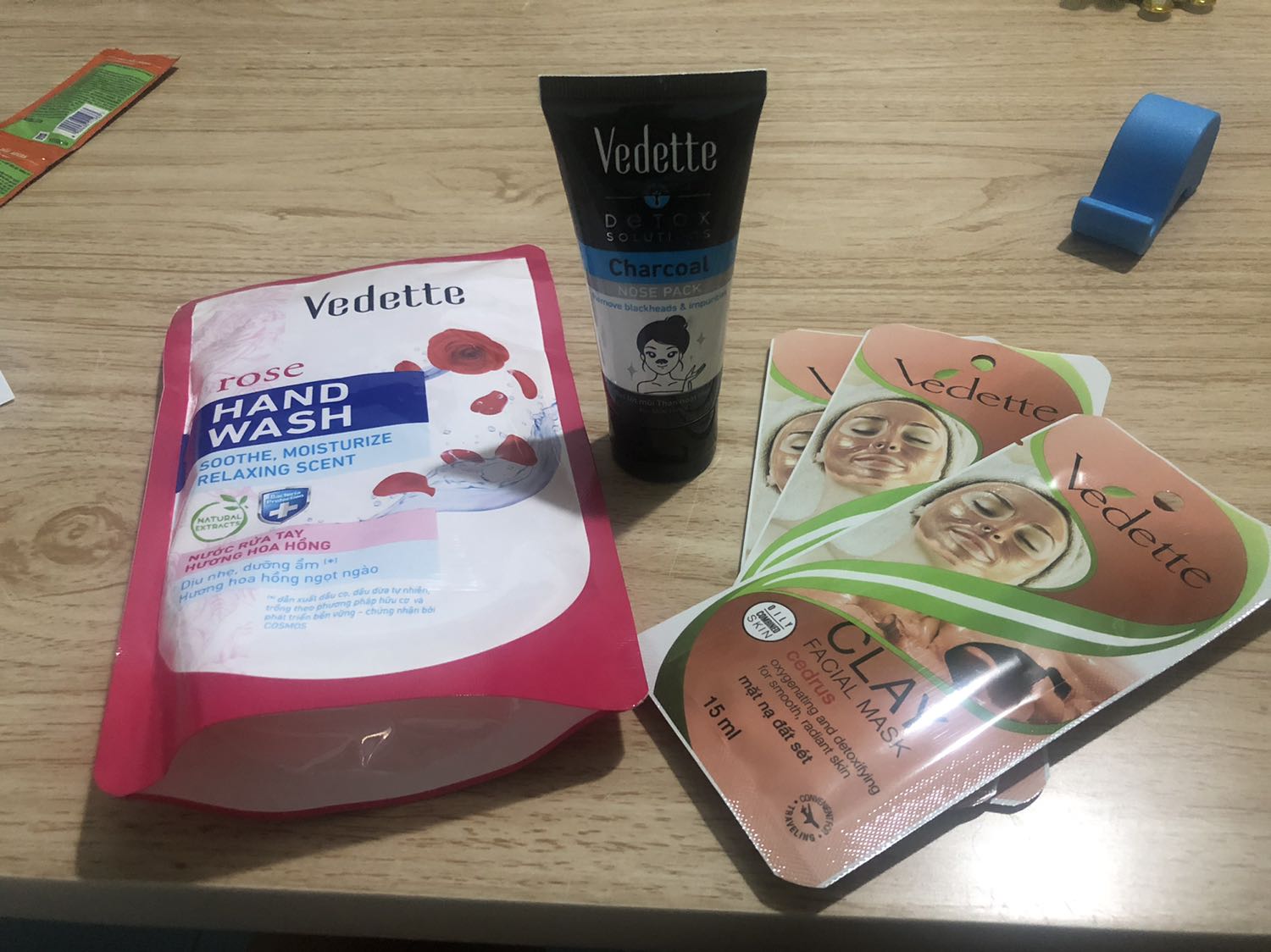 Tặng km quá chừng. Ưng.