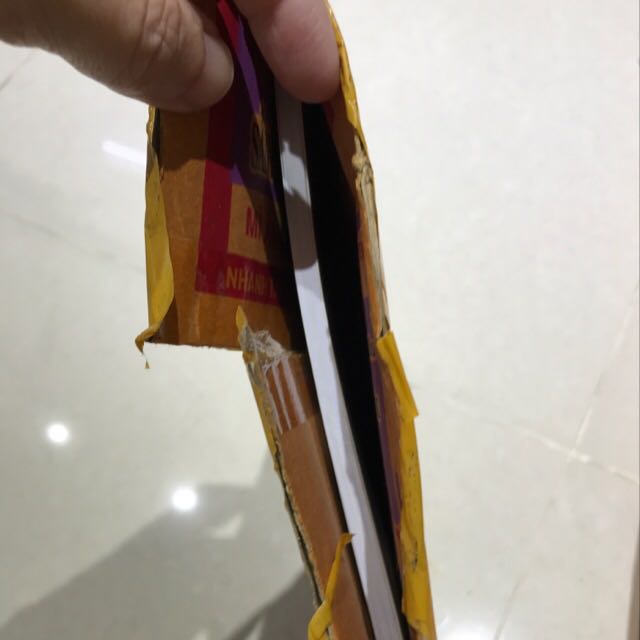 Mình nhận có 1 quyển thôi ạ!?