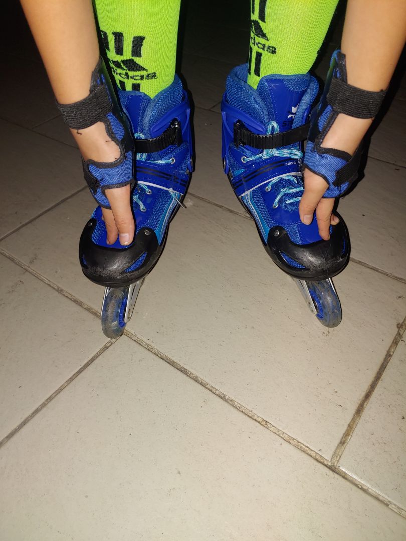 Tệ. Chơi được đúng 3 buổi