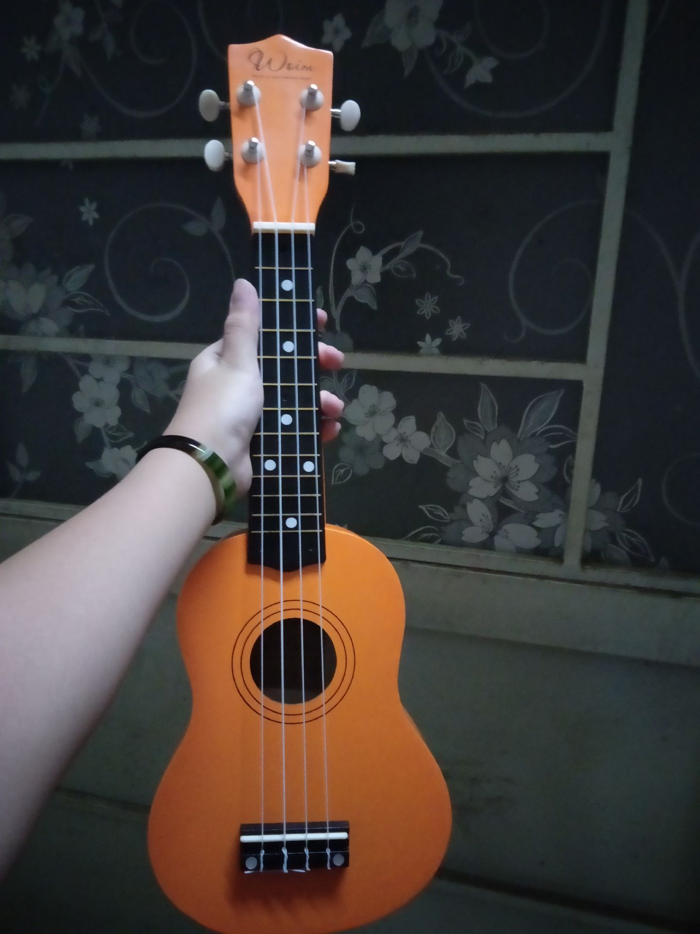 Rất hài lòng vì hàng ở đây rẻ hơn ở ngoài rất nhiều .
Hàng ko hư hổng nên rất thích .
Màu sắc đẹp .
Tóm lại rất hài lòng