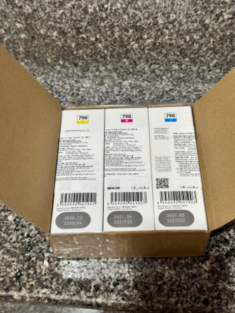 Đóng gói đẹp, hàng nguyên hộp chính hãng