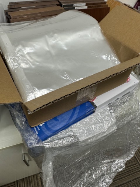 Đóng gói sản phẩm rất đẹp và chắc chắn, thời gian giao hàng rất nhanh