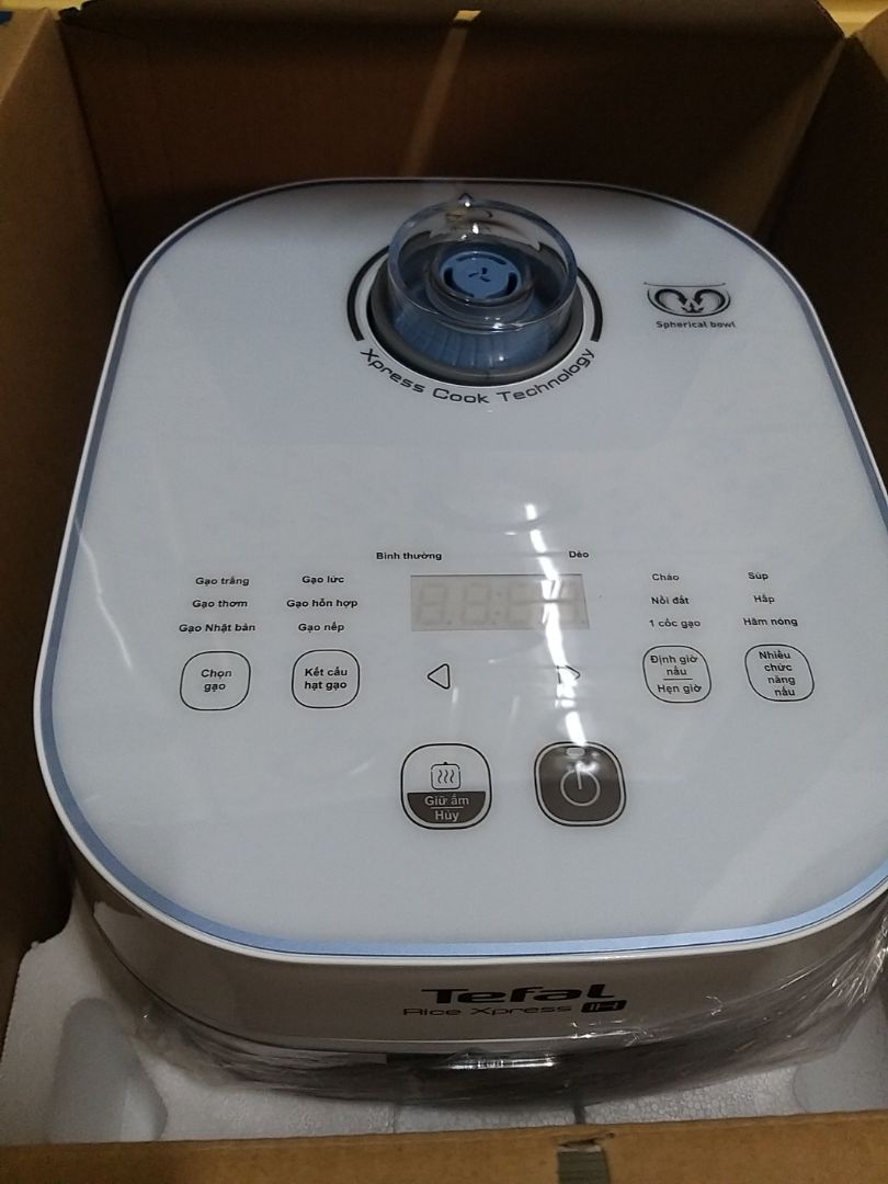 Tặng 5 sao cho dịch vụ,giao hàng nhanh,nhân viên lịch sự,dễ thương. Sản phẩm đóng gói kỹ càng,đẹp. Kiểm tra bên ngoài thấy nồi đẹp như mô tả trên web. Chưa có giờ *** sản phẩm nên chưa có nhận xét về chất lượng sản phẩm được. Đợi sau khi dùng sản phẩm xong sẽ nhận xét về chất lượng sau...😊😊😊