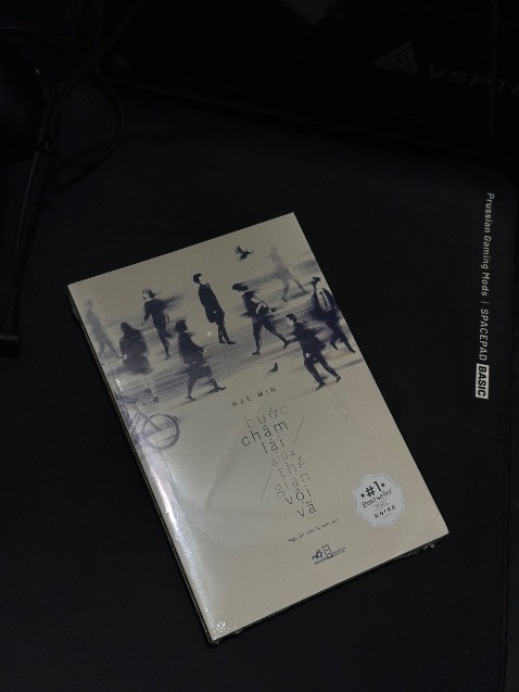 Cuốn sách này đến với mình khi mình vừa trải qua một cú sốc về chuyện tình cảm, mình đã bị phản bội lần 2 trong chặng đường đồng hành cùng người đó gần 3 năm, những dòng chữ trong cuốn sách này như là một liều thuốc an thần cho mình vậy. Giúp mình được thoải mái và buông bỏ nhiều nỗi buâng khuâng trong lòng.