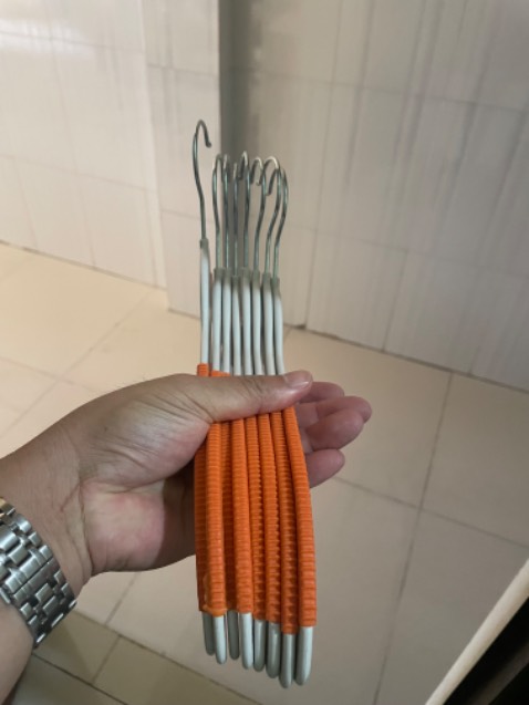 Thấy củng chắc chắn. Không biết bền không Thấy củng chắc chắn. Không biết bền không