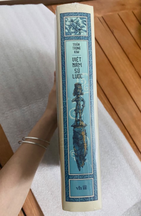 Sách siu đẹp nha, chất lượng giấy tốt, mỗi tội viền sách bị nhăn. Sách bự và nặng chà bá