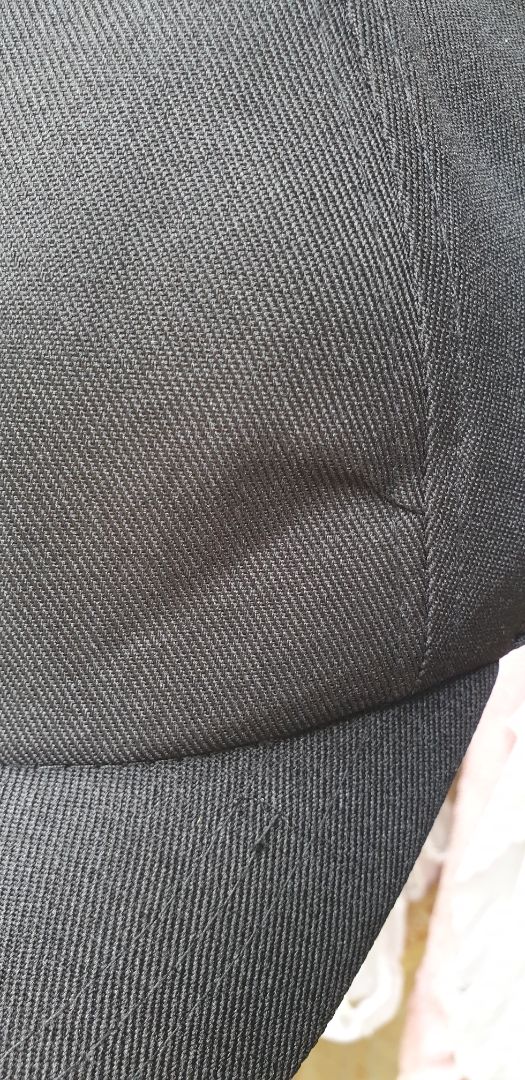 Vải xấu cũng được, may nhảy mũi cũng ok, nhưng bị nhíu ngay mặt tiền thì mất mặt quá shop oi.