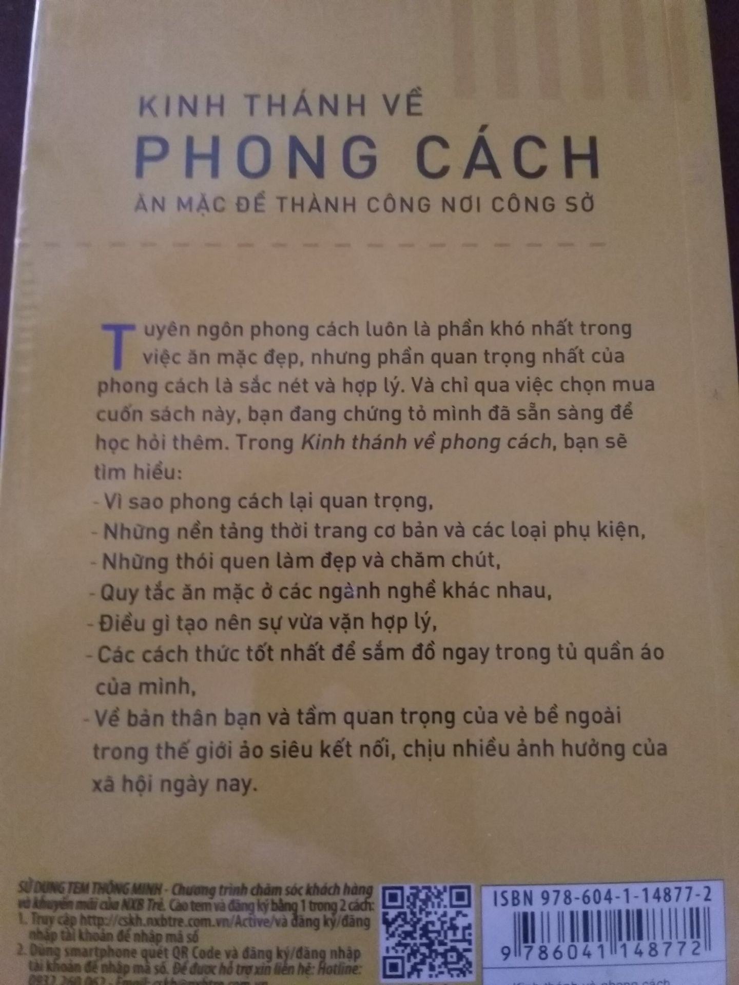 Sách mới, còn có bọc màng co, thẳng thớm, không bị quăng góc gì cả, dù gói hàng của mình chỉ là sách bỏ vào trong hộp. Thấy giảm giá nên mua để đọc dần. Sách mới, còn có bọc màng co, thẳng thớm, không bị quăng góc gì cả, dù gói hàng của mình chỉ là sách bỏ vào trong hộp. Thấy giảm giá nên mua để đọc dần.