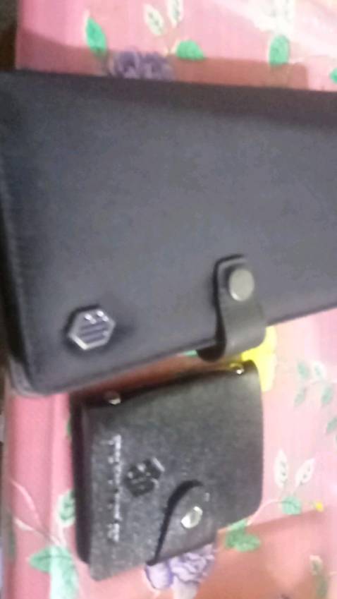 Mẫu đẹp như hình, sờ vào khá thích, shop đóng gói kỹ. có cả thiệp chúc mừng năm mới nữa. sẽ quay lại.