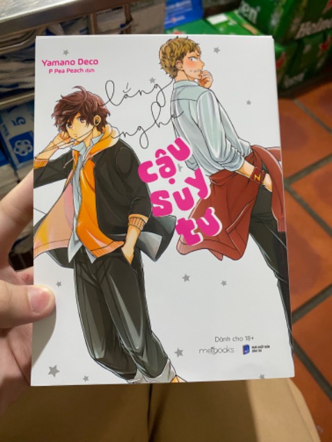 Truyện cute xỉuu, in sắc nét từng trang truyện, từng trang bìa, lần đầu mình đặt truyện mà ưng lắm luôn á, mình đặt tối qua mà trưa mai nhận được rồi, quá nhanh vỏn vẹn có nửa ngàyy, mọi ng nên mua nhee🥰😍
