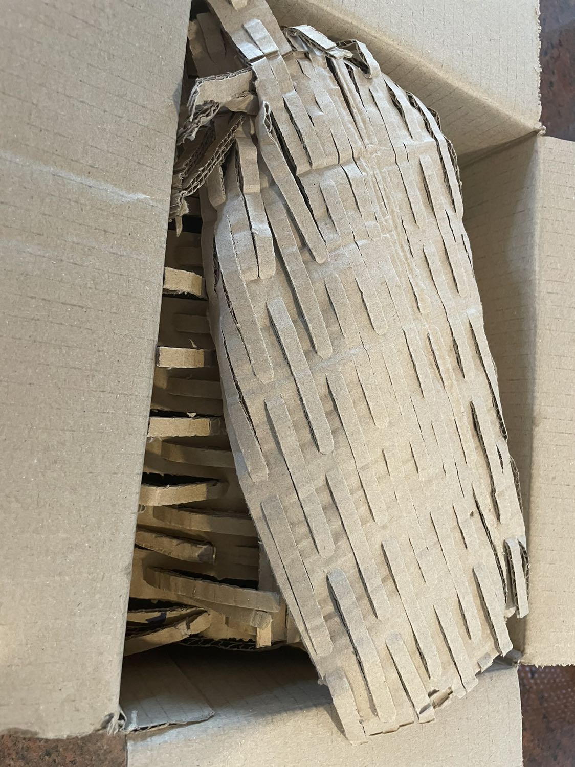 Gói hàng cẩn thận. Giao hàng chuyên nghiệp. Chai nước mắm đẹp. Giá mắc. Chưa ăn nên k biết vị thế nào Gói hàng cẩn thận. Giao hàng chuyên nghiệp. Chai nước mắm đẹp. Giá mắc. Chưa ăn nên k biết vị thế nào