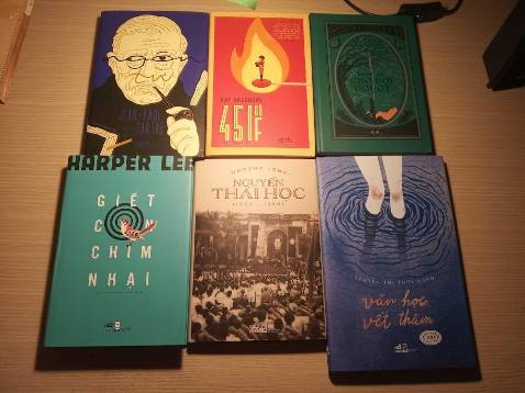 - Sách bìa cứng 
- Giấy trơn, láng, màu ngà chống chói tốt 
- Mới, đẹp, rất hài lòng