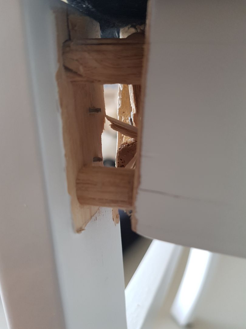 One of chair leg is broken. Request to change 1 of the chair