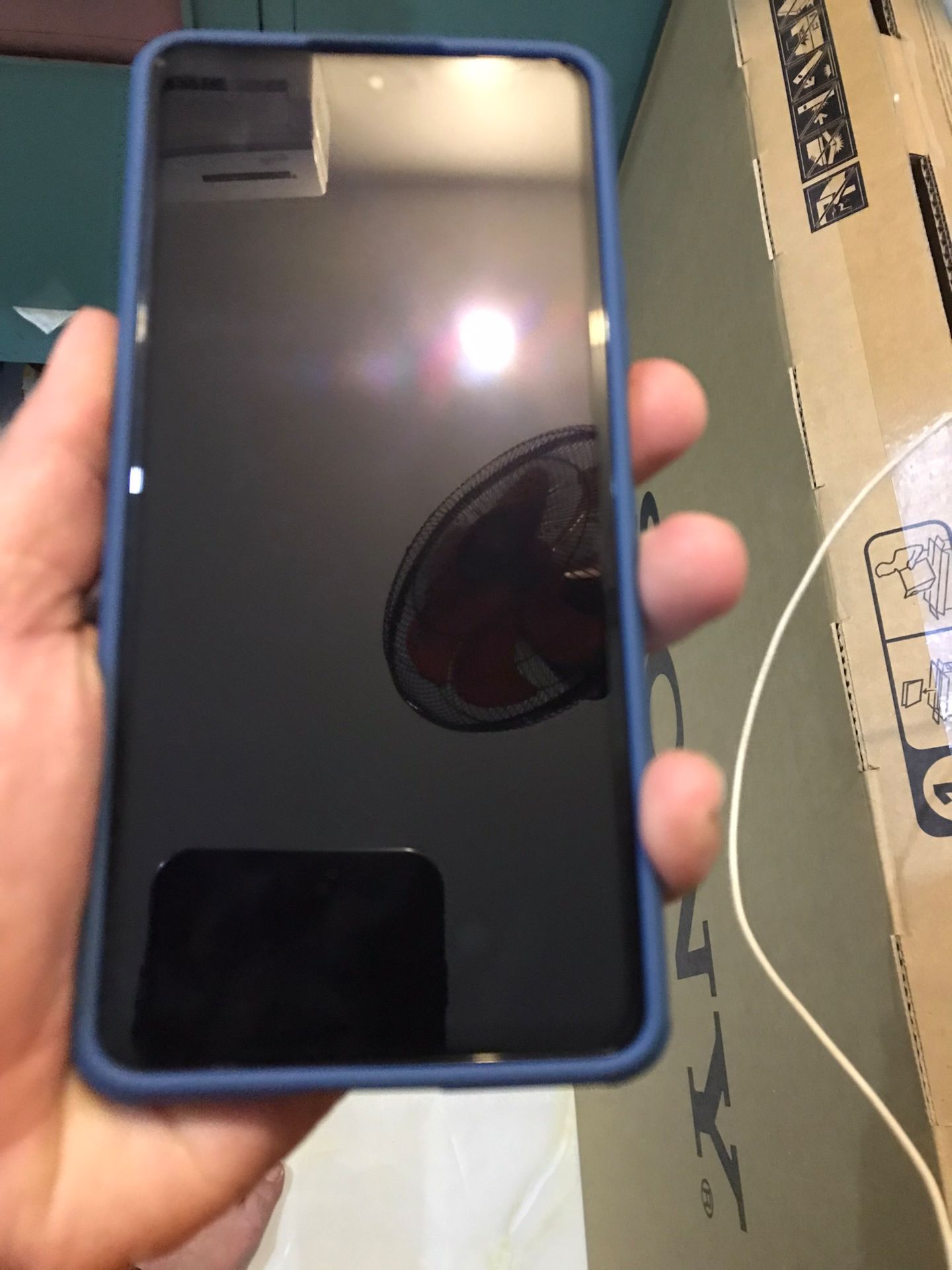 rất OK nha, có dán camera luôn.