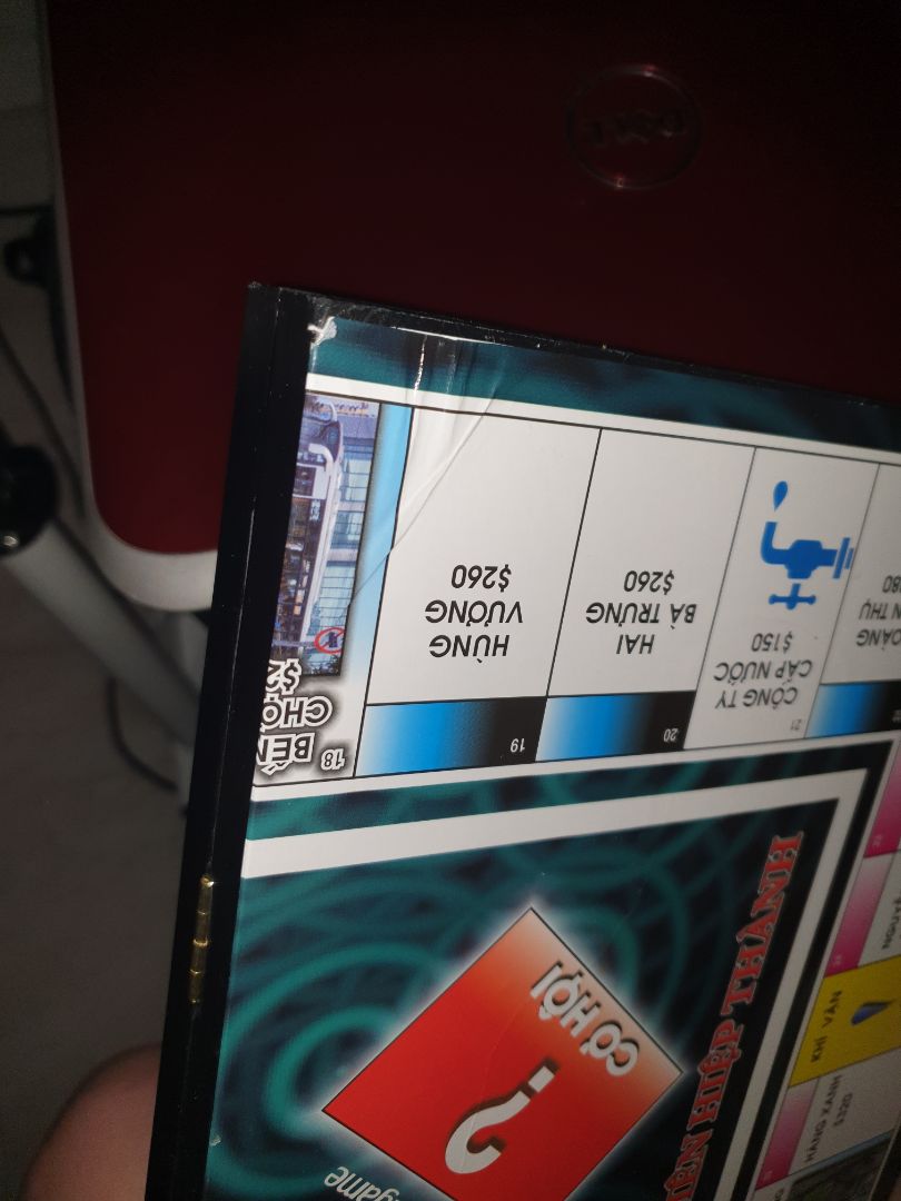 bản cờ bị nhăn góc giấy ..ko đc đẹp ..