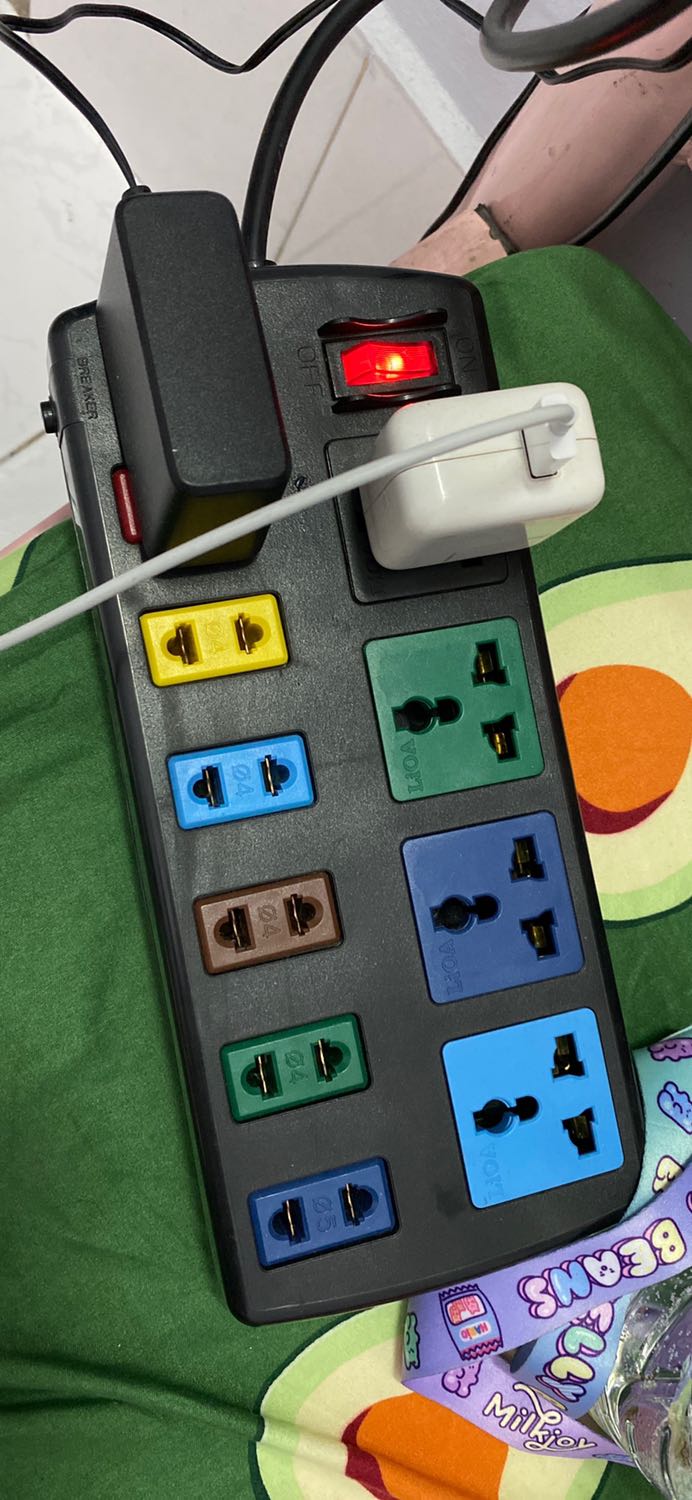 Xài tốt, tiện lợi. Vừa sạc dc 3 chấu, 2 chấu. Chắc chắn.