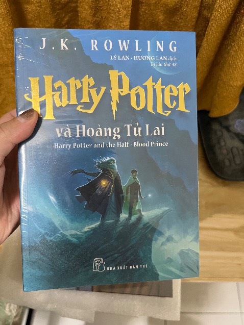 Shop đóng gói cẩn thận và giao nhanh. Giá tốt, sách chính hãng. Sẽ tiếp tục ủng hộ shop.