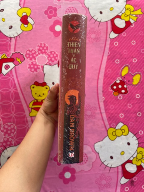 Tuyệt vời !
Giao hàng nhanh hơn dự kiến , sách được đóng gói cẩn thận : bọc kính và bọc chống xốc .
Sách mới , đẹp và bìa cứng .