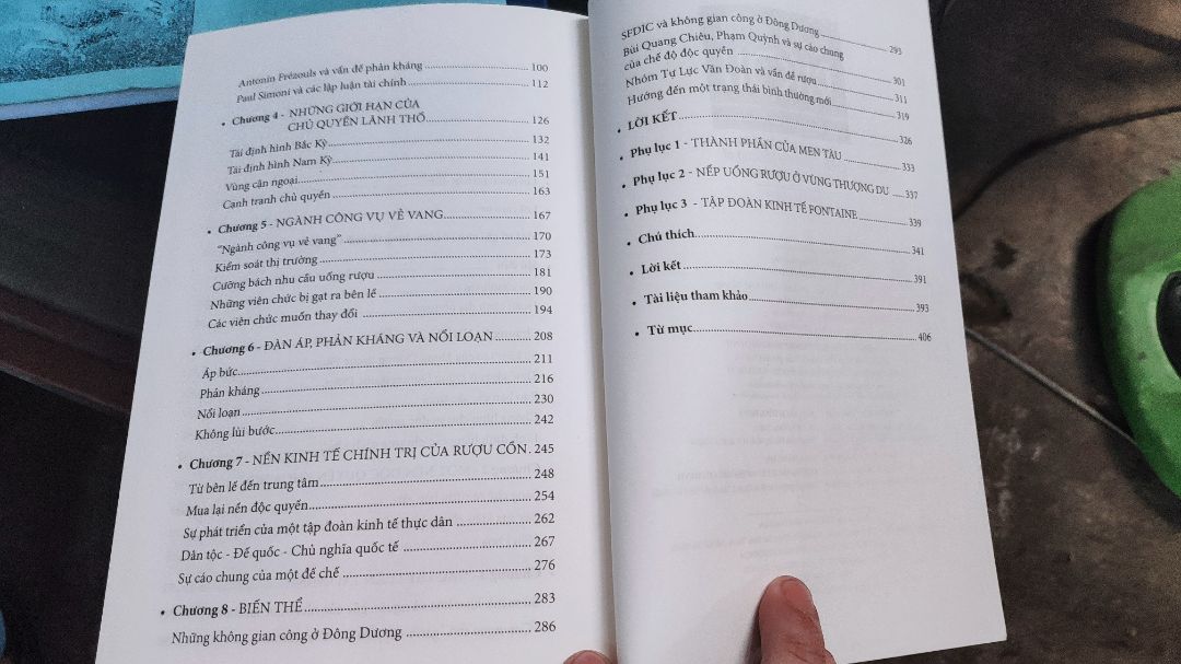 Thêm thông tin về Đông Dương, Việt Nam đầu thế kỷ XX, khá hay.