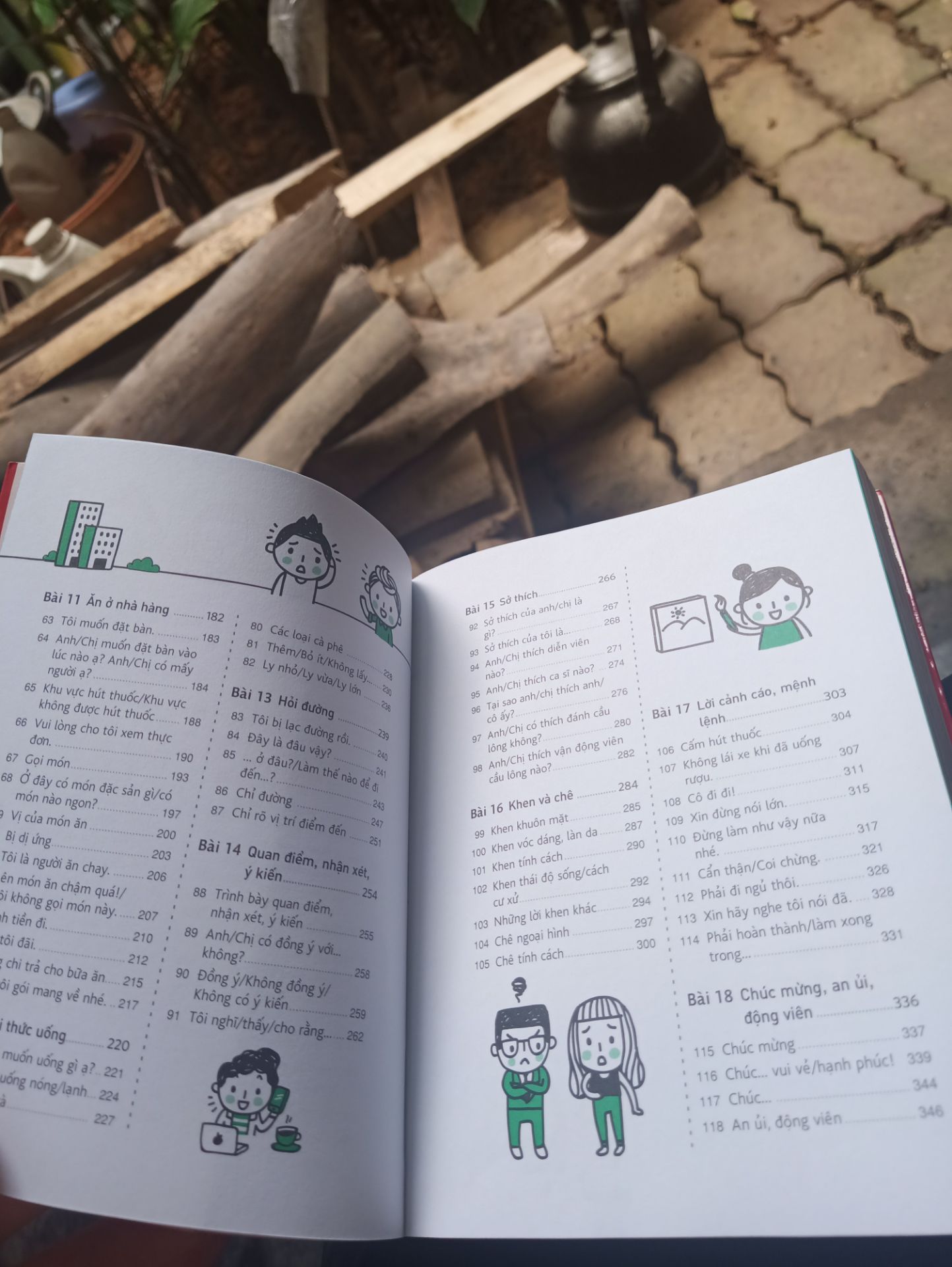 săn sale được sách khá là ưng.Giao nhanh,nhưng sách hơi bị móp một tí