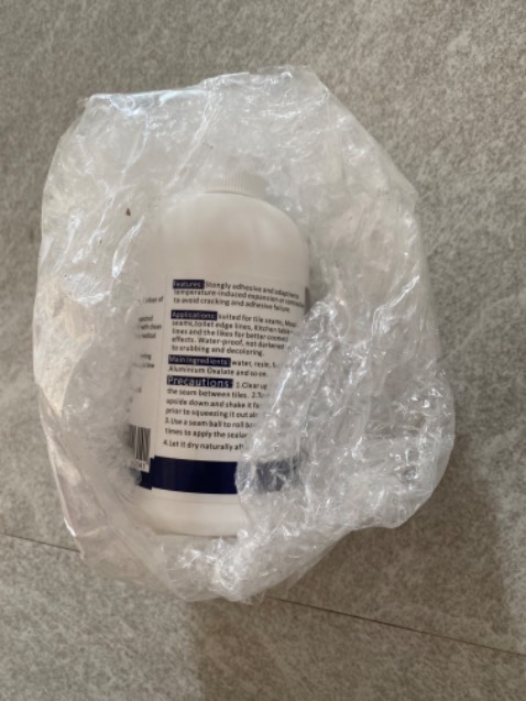 Cảnh báo mọi người và Tiki shop này:
Mua hộp keo 5L giao linh tinh, mình yêu cầu đổi trả lại giao linh tinh. Không chỉ giao sai 1 lần mà đến 3 lần đổi trả hàng nhé (lần 3 còn giao cho mình hộp không có gì luôn), cực kỳ mất thời gian, mình đã yêu cầu hoàn tiền không đổi trả nữa, quá mệt mỏi mỗi lần quay video mở hộp và đóng hộp gửi lại.