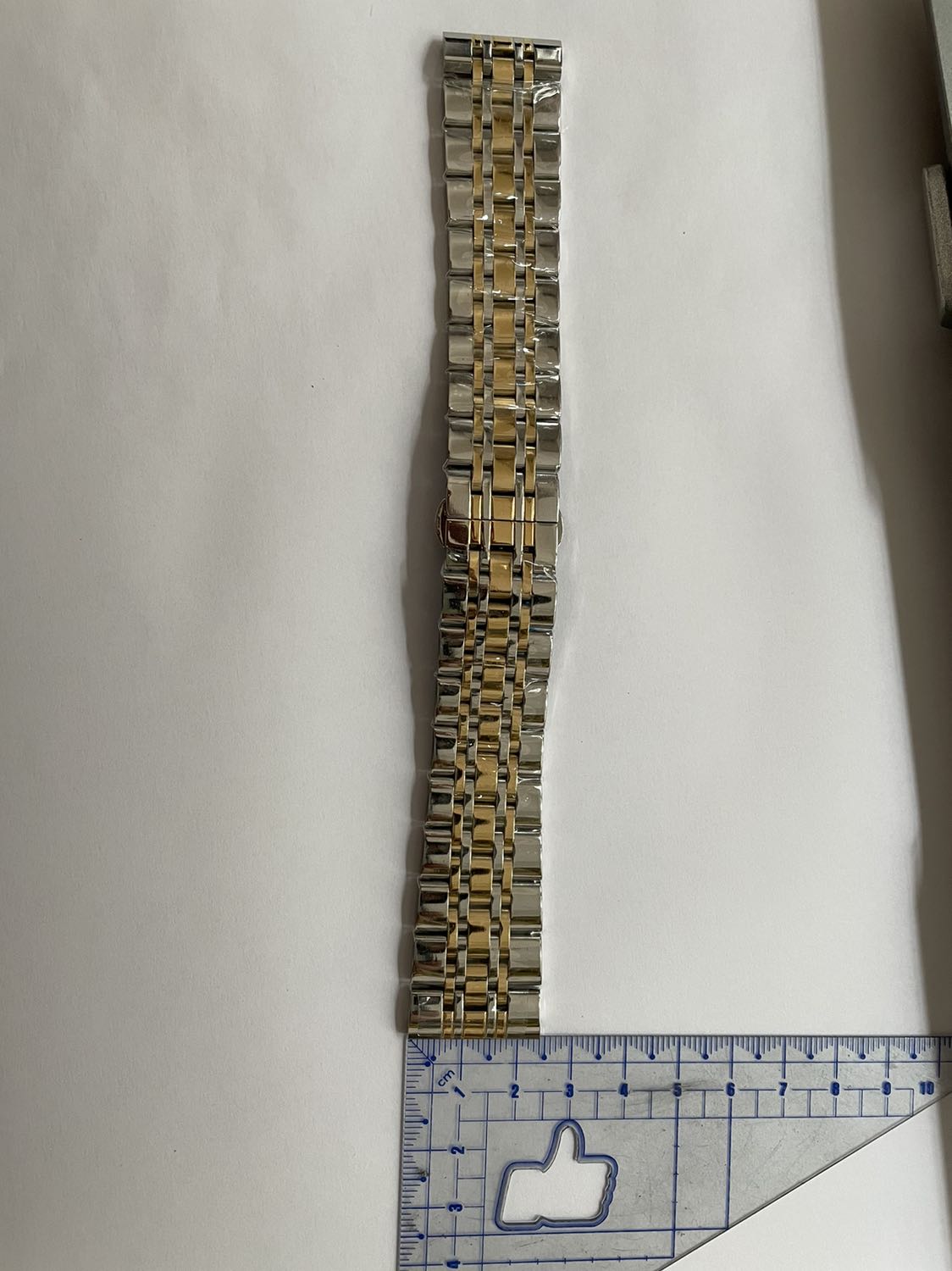 Giao hàng sai, hàng lỗi kích kỹ thuật, chất lượng thì bình thường so với mức giá… cần có thời gian sử dụng mới đánh giá hết được, cần đa dạng hình thức thanh toán( tiền mặt, chuyển khoản..)