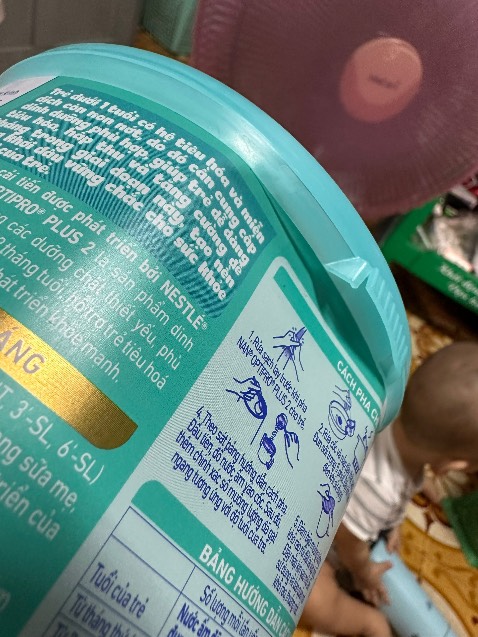 Mình đặt mua 5 ***. Đóng gói rất sơ sài có tới 3 *** bị móp ngay miệng *** hở cả nắp gây khó khăn trong việc bảo quản. Bình thường tiki đóng gói mình thấy rất chỉnh chu. Lần này gây thất vọng quá.