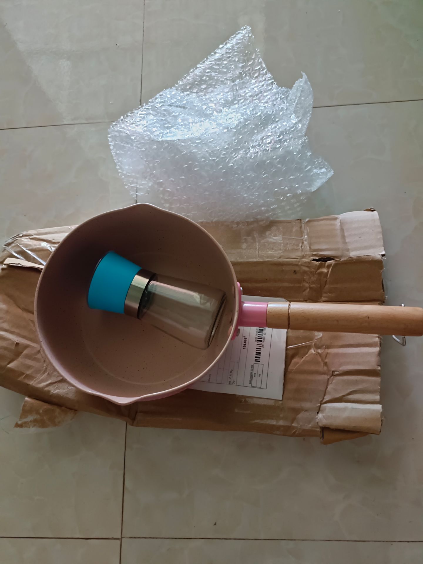 Sản phẩm như hình . Cần đóng gói cẩn thận hơn