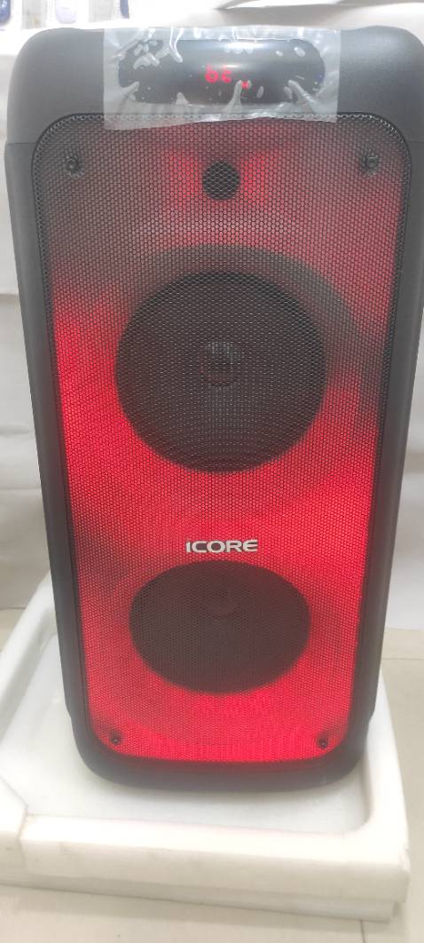 Âm thanh quá ổn, 2 mic uhf kèm xịn xò, hàng chính hãng nên khá yên tâm, shop hỗ trợ khá tốt, mua sale giá tốt, shop có miễn phí giao hàng, nói chung hàng ngon giá tốt nha ae