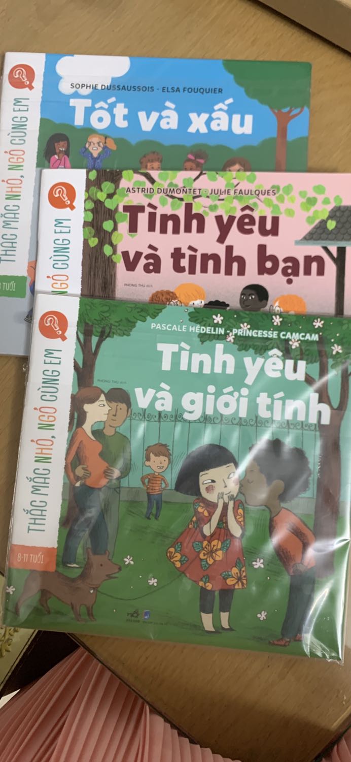 Sách hay để nói với con những khái niệm trừu tượng.