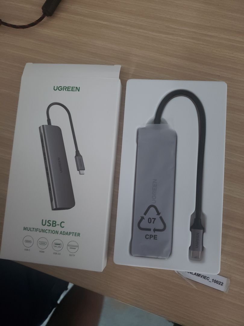 Giao hàng nhanh, đóng gói kỹ, dùng tốt cho máy tính macbook. Hài lòng với sản phẩm