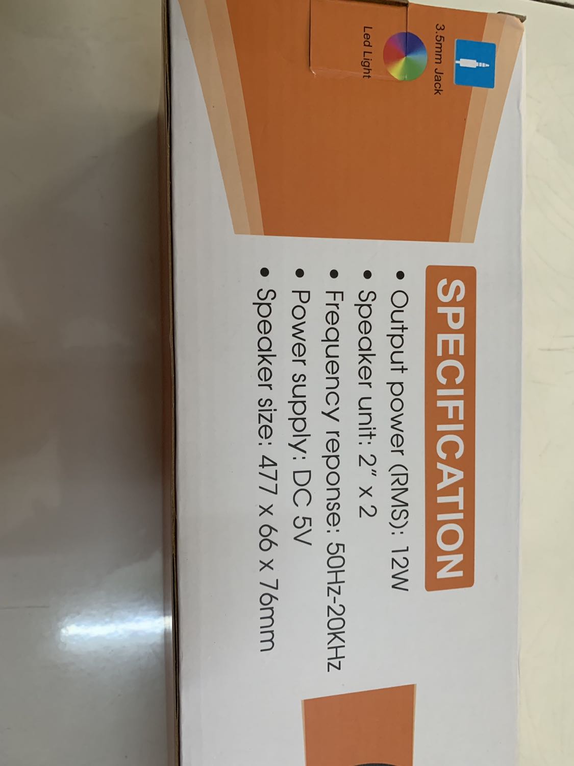 Loa rất đẹp, đèn led đổi 7 màu, tắt mở led được. 
Bảo hành chính hãng 1 năm, mở khoảng 80% nghe good. 
Phòng 30m2 nghe vẫn tốt... ? Loa rất đẹp, đèn led đổi 7 màu, tắt mở led được. 
Bảo hành chính hãng 1 năm, mở khoảng 80% nghe good. 
Phòng 30m2 nghe vẫn tốt... ?