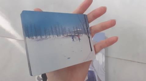 Giao hàng nhanh, vẫn như mọi lần mình đặt sách trên tiki hôm qua thì chiều hôm nay đã giao rồi rất đúng giờ luôn nha, gói hàng rất kĩ ko cẩu thả luôn nè 10đ cho tiki và shipper